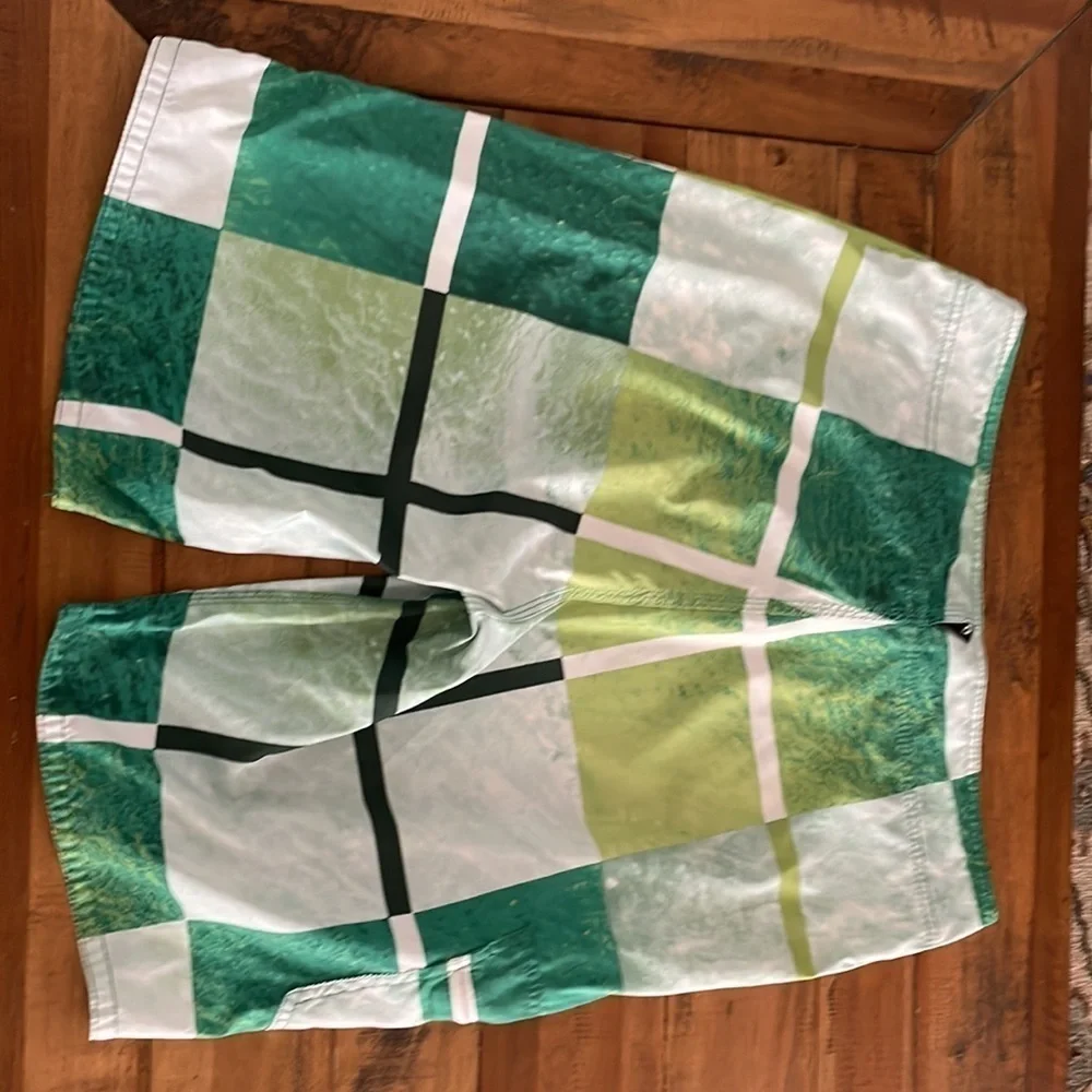 RIP Curl Board Shorts Size 34